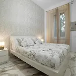 Bright '46' Cosy And Milan